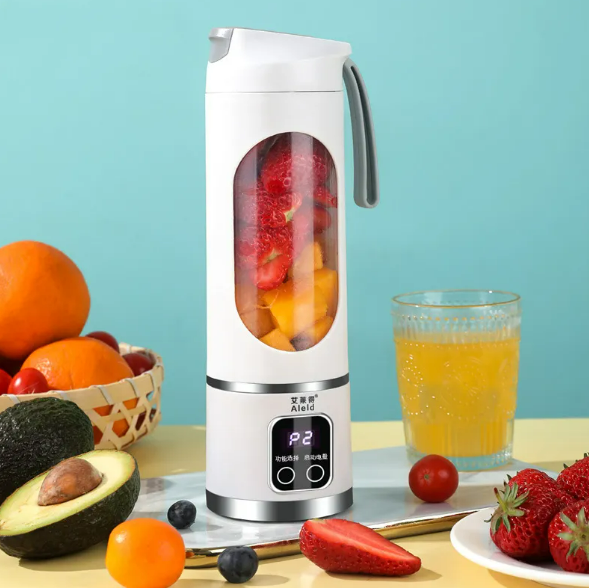 Travel-Sized Smoothie Mixer Bottle