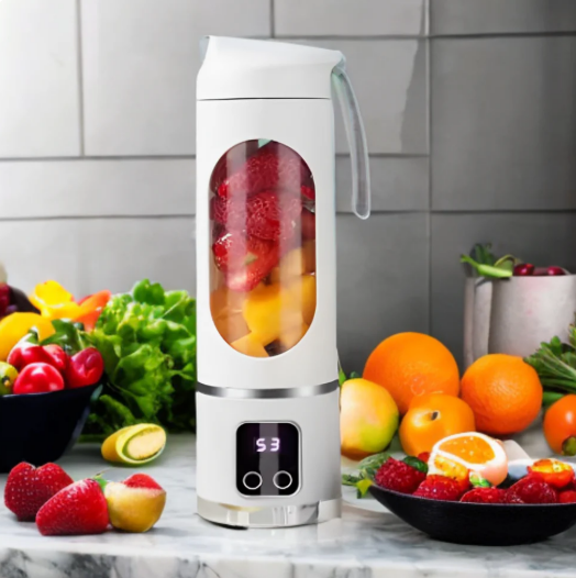 Travel-Sized Smoothie Mixer Bottle
